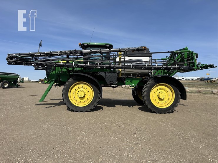 2020-john-deere-r4045-image-8