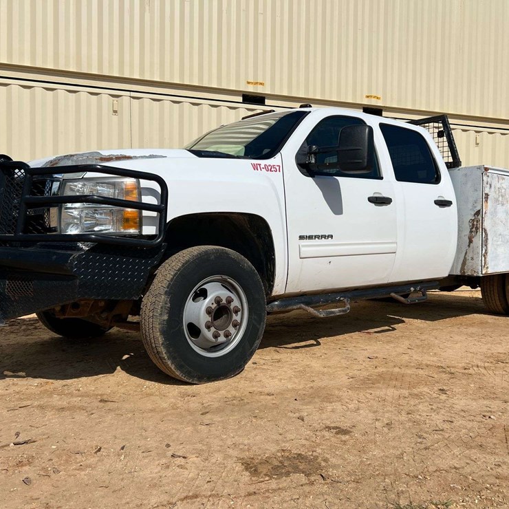 2013 CHEVROLET SILVERADO 3500HD
