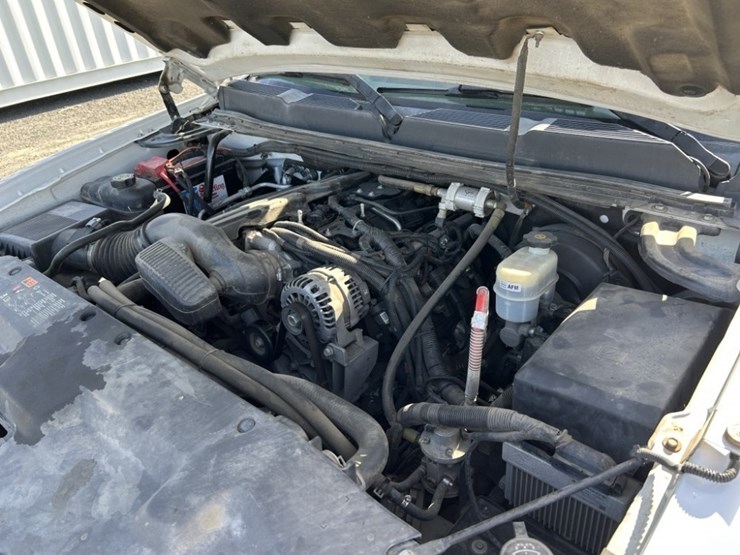 2013-chevrolet-silverado-1500-image-39