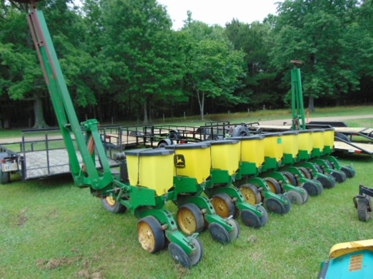john-deere-730-image-1