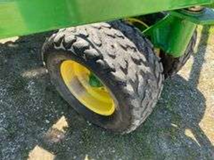 john-deere-1590-image-25
