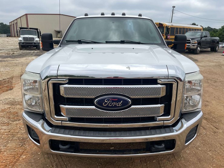 2015-ford-f350-image-5