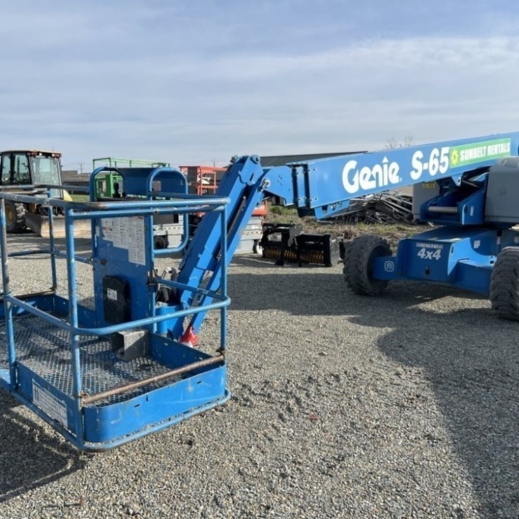 2015 GENIE S65