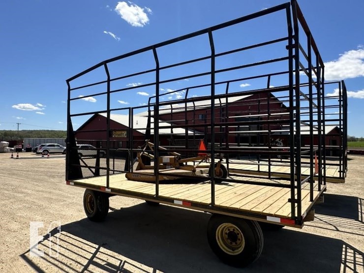 gruetts-hay-wagon-585-image-2