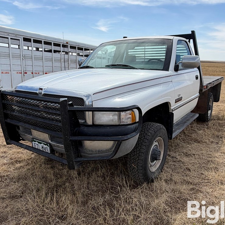 1997 DODGE RAM 2500