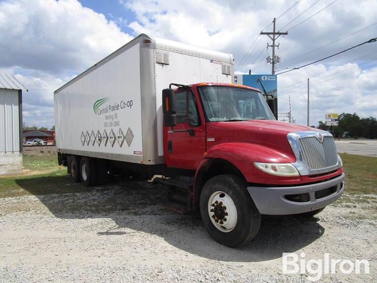 2013-international-durastar-4400-image-3