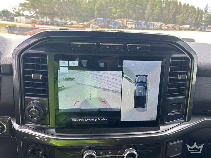 2021-ford-f150-image-15