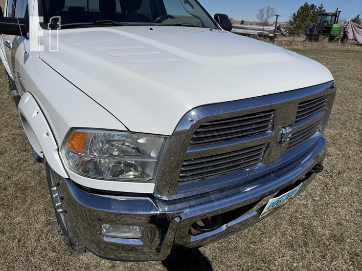2011-ram-2500-big-horn-image-14