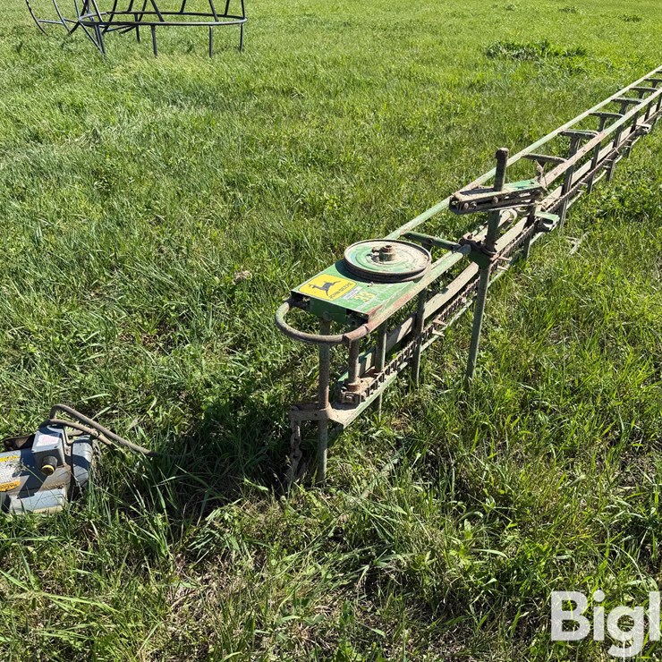 JOHN DEERE 33