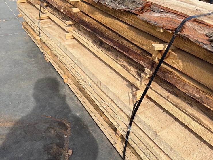 rough-saw-maple-lumber-image-9