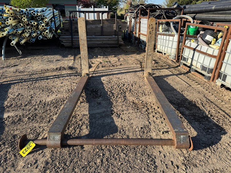 #3923-•-approx-48"-loader-forks-image-8