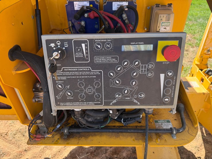 2008-bil-jax-45xa-image-28
