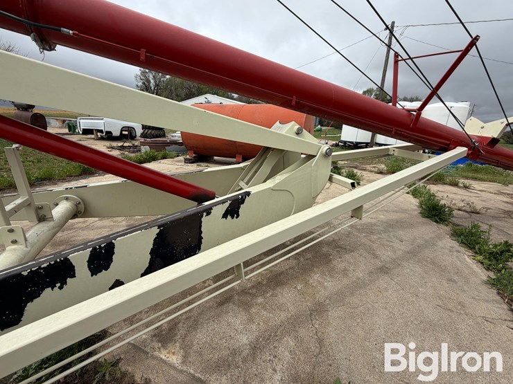 buhler-farm-king-1395-image-6