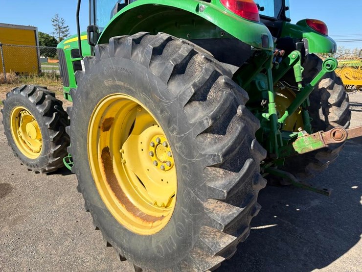 john-deere-6115d-image-8