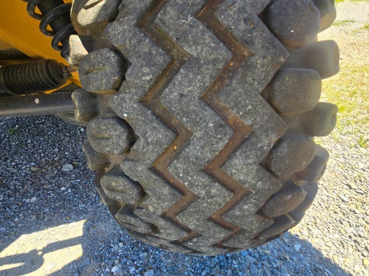 #24312-•-caterpillar-worksite-6x4-image-37