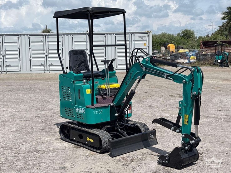 2026-cfg-industrial-h16r-mini-excavator-image-2