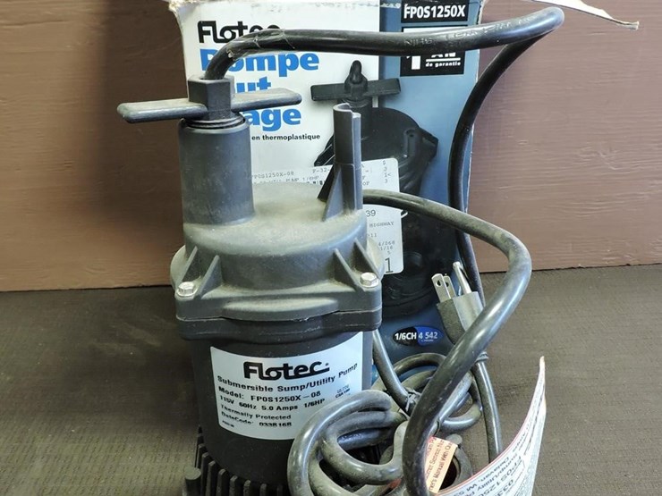 flotec,-1/6-horsepower-sump-pump,-working-image-2