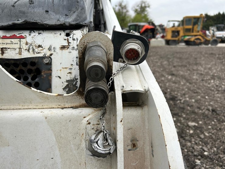 2020-bobcat-mt85-image-11