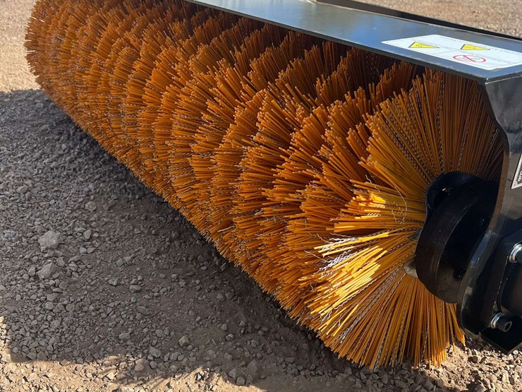 skid-steer-sweeper-(new/unused)-image-3
