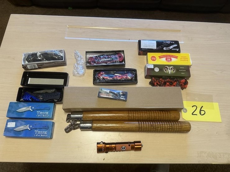 knives-and-nunchaku-image-1