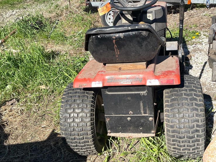 #6956-•-simplicity-riding-lawn-mower-image-23