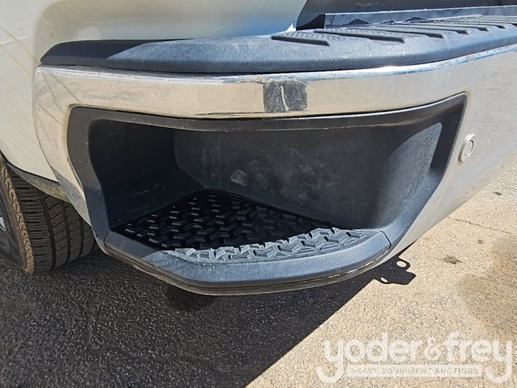 2022-chevrolet-silverado-1500-image-27