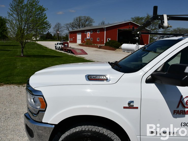2022-dodge-3500-image-11