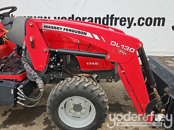 2014-massey-ferguson-1749-image-23