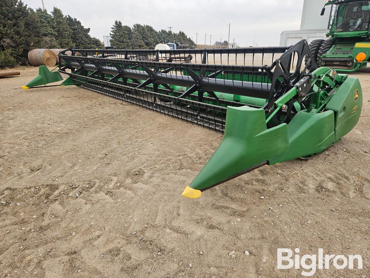 2005-john-deere-630f-image-1