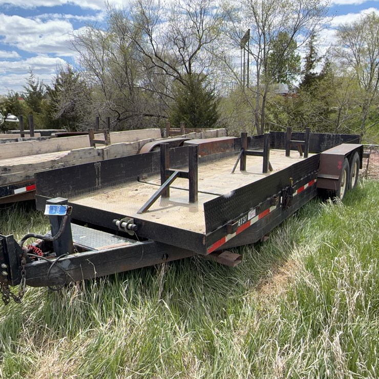 2010 M&S Trailer