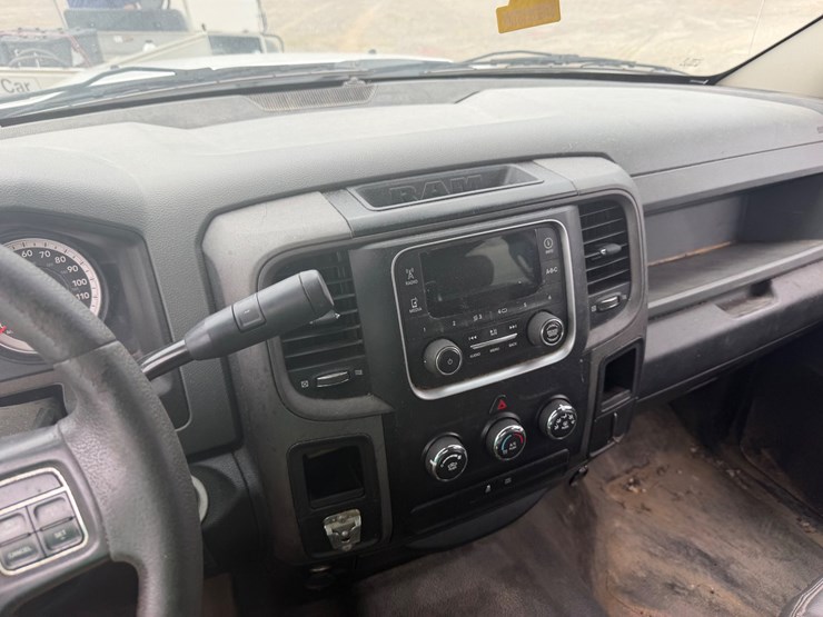 2020-dodge-ram-1500-image-14