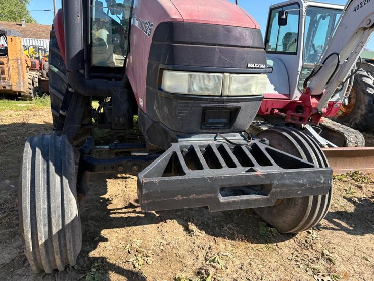 case-mxu125-tractor-image-6