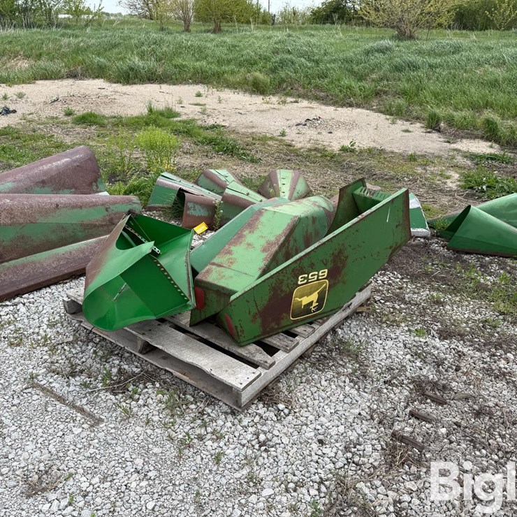 JOHN DEERE 653