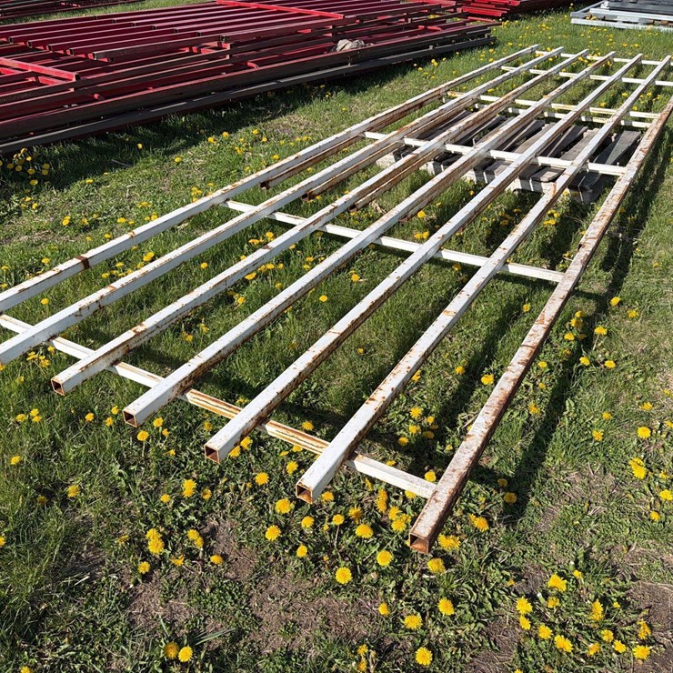2 Sections Of Fencing