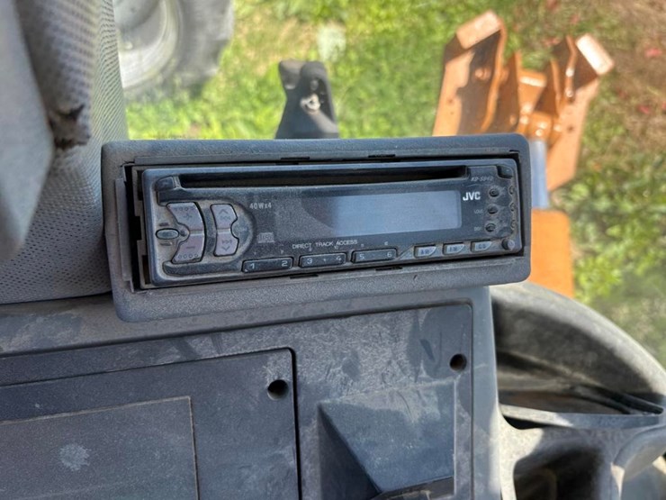 2002-case-590sl-image-23