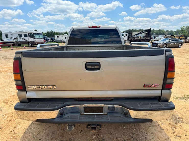 2002-gmc-sierra-3500-image-6