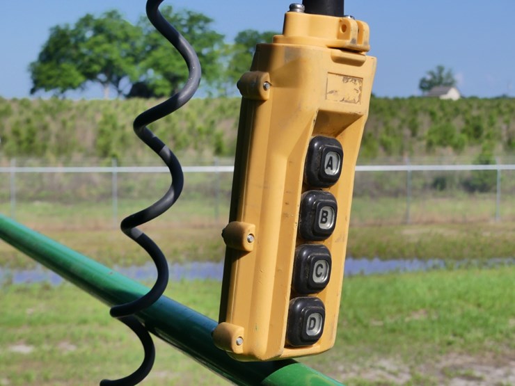 2016-john-deere-cp690-image-12