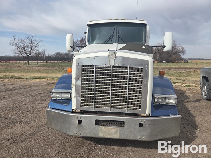 2001-kenworth-t800b-image-2