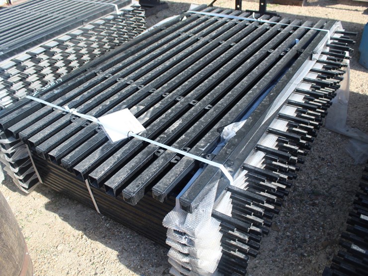 #5113-•-bundle-of-100ft-wrought-iron-powder-coated-fence-image-1