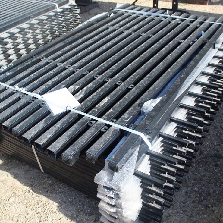 #5113 • BUNDLE OF 100FT WROUGHT IRON POWDER COATED FENCE