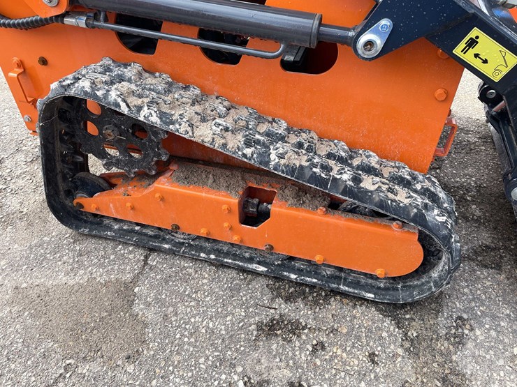 #9047-•-unused-landhonor-mini-skid-steer-(o12)-image-9