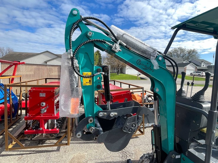 #9046-•-unused-cf-industry-qk16r-mini-excavator-(o12)-image-11
