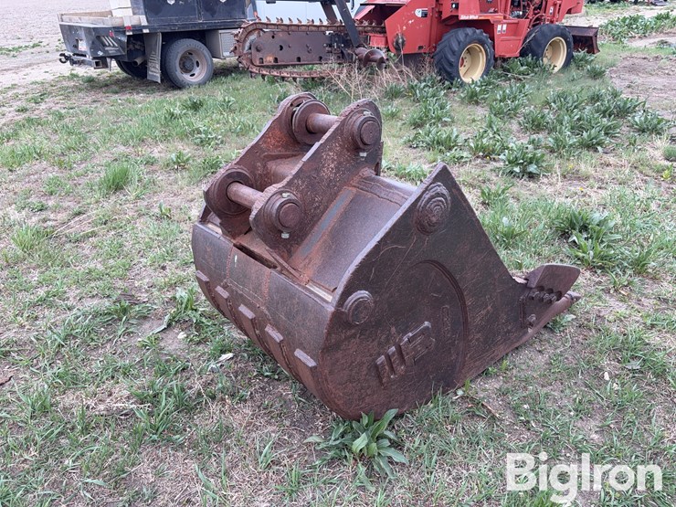 wb-excavator-bucket-image-5