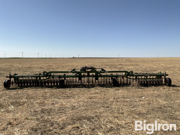 john-deere-400-image-2