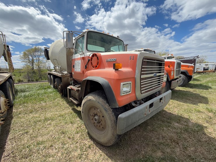 1996-ford-lt9000-image-2