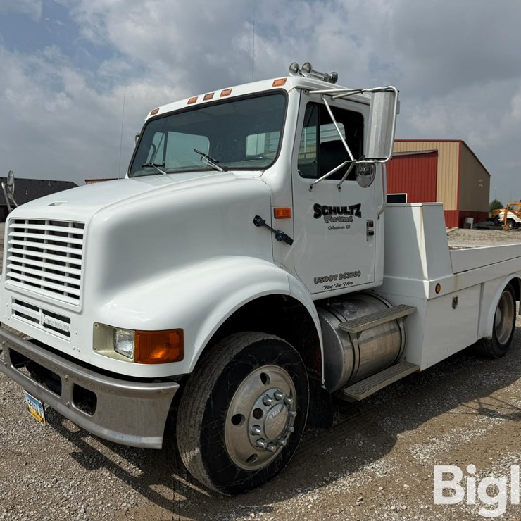 1990 INTERNATIONAL 7100