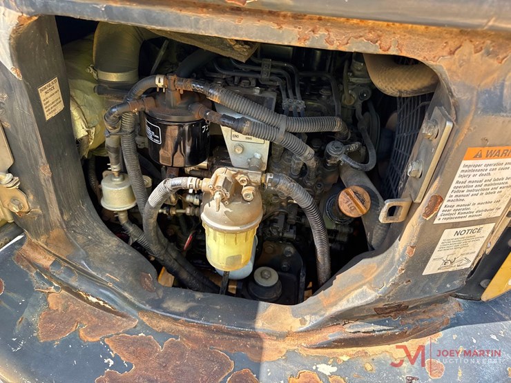 2015-komatsu-pc35mr-3-image-5