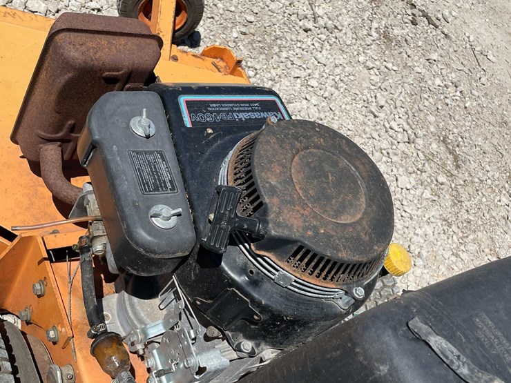 #7400-•-scags-walk-behind-lawn-mower-image-3