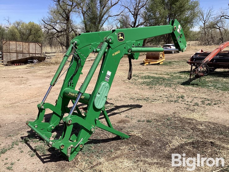 2014-john-deere-h360-image-1