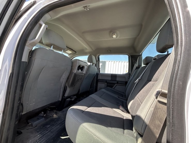 2016-ford-f150-xl-image-29